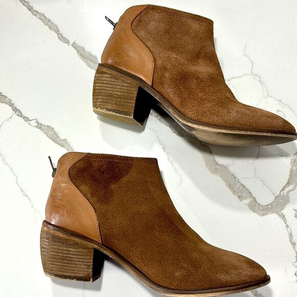 Charles By Charles David | Yasmin Mid Heel Women’s Brown Leather Ankle Boots - Picture 4 of 12